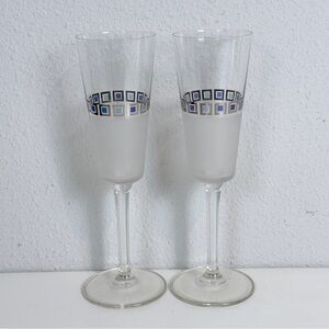 2 Vintage MCM Frosted Champagne Flutes Silver & Blue Geometric Pattern 60s
